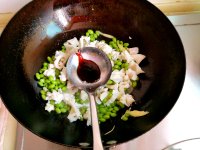 毛豆紅椒魷魚(yú)的做法步驟5