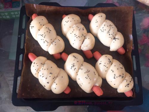 熱狗面包卷的做法