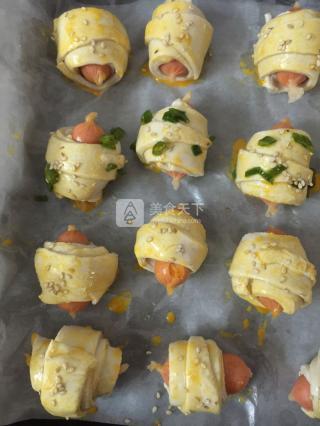 酥皮香腸卷的做法步驟:6