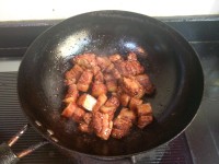 五花肉燉黑筍干的做法步驟6