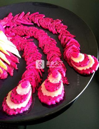 鳳凰呈祥【創(chuàng)意水果拼盤】的做法步驟:12