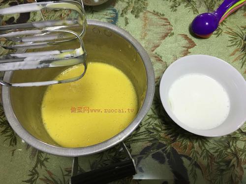 跟我學(xué)做戚風(fēng)蛋糕8寸的做法