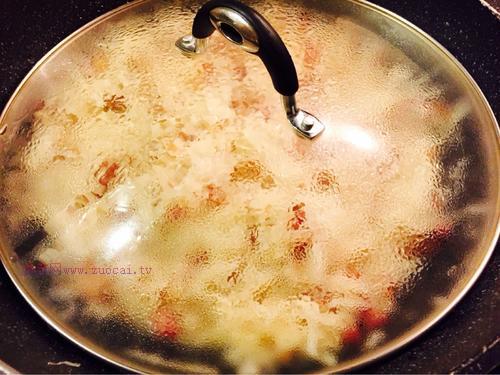 蒸臘味蘿卜糕的做法