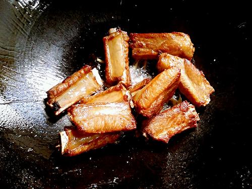 干煸椒鹽排骨的做法