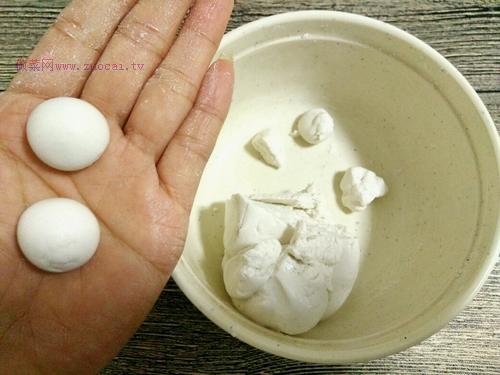 自制小湯圓（無(wú)餡）的做法