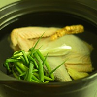 當(dāng)歸燉雞湯的做法圖解3