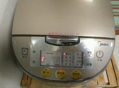 電飯煲戚風(fēng)蛋糕的做法