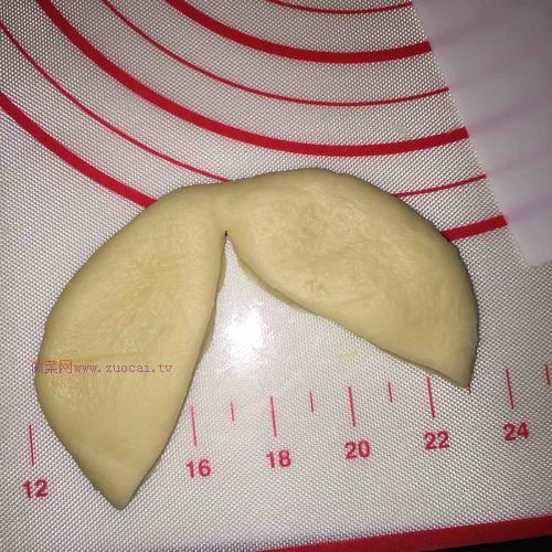 太陽花早餐面包圈的做法