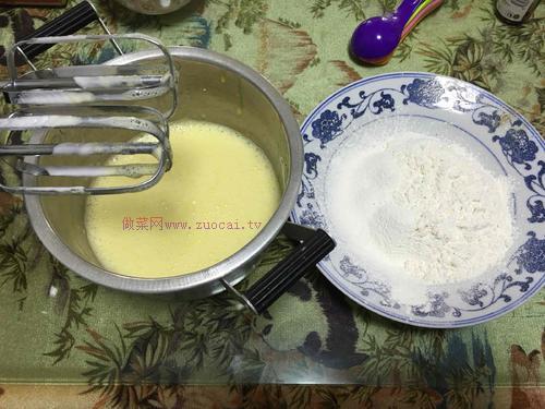 跟我學(xué)做戚風(fēng)蛋糕8寸的做法