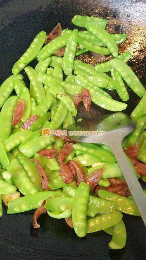 荷蘭豆炒臘腸的做法
