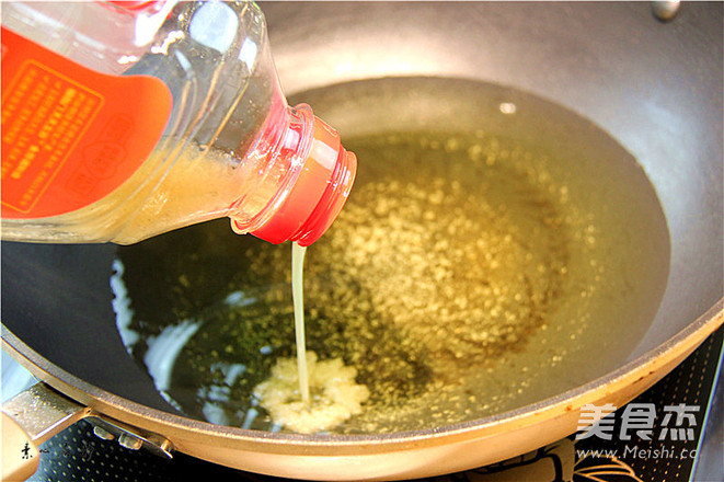 素心居靜香噴噴香干芹菜榨菜絲的做法