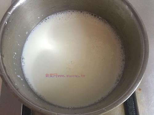 北海道戚風(fēng)蛋糕的做法