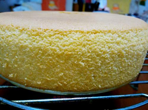 南瓜戚風(fēng)蛋糕的做法