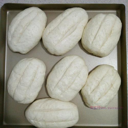 簡(jiǎn)單的面包的做法