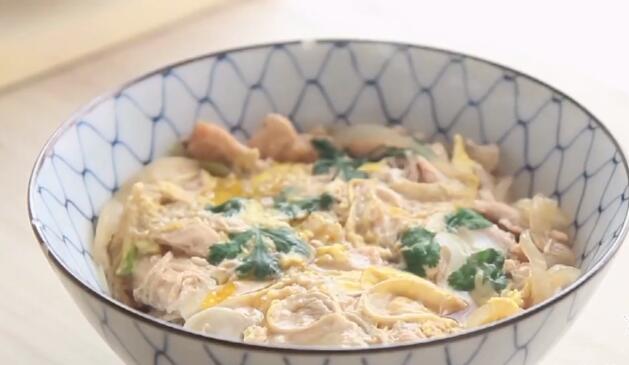 雞胸肉拌飯?jiān)趺醋觯?/ data-y3hw=