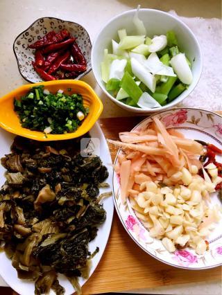 酸菜魚(yú)的做法步驟：4