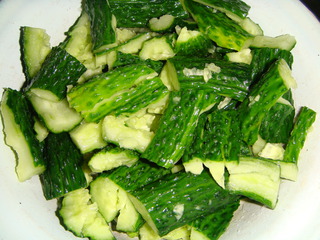 刀拍黃瓜的做法步驟:4