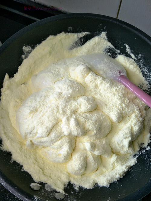 牛軋?zhí)堑淖龇?/ data-zd58=