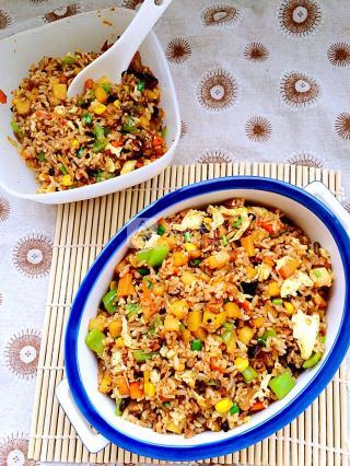 香菇土豆什錦蛋炒飯的做法步驟:21