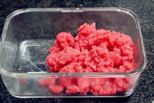 牛肉洋蔥胡蘿卜餡餅的做法