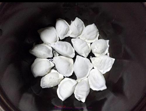電飯煲煎餃的做法