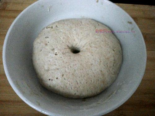 三合面發(fā)面餅的做法