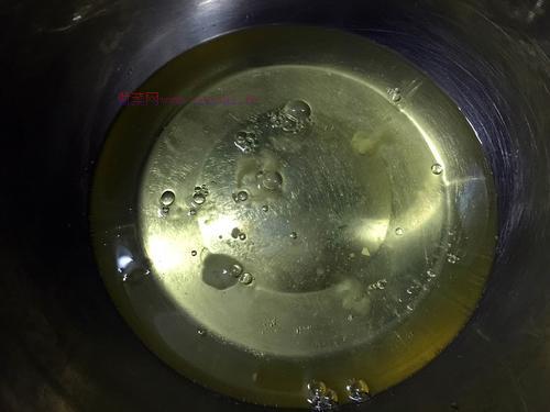 原味戚風蛋糕的做法