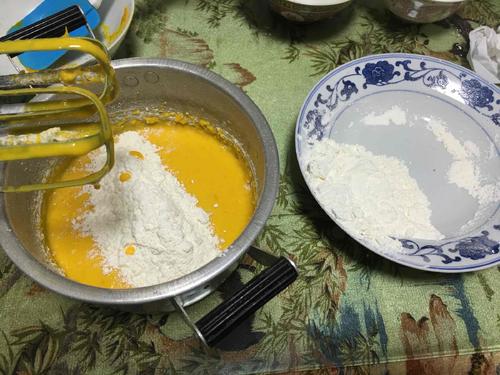 卡式達(dá)南瓜戚風(fēng)的做法