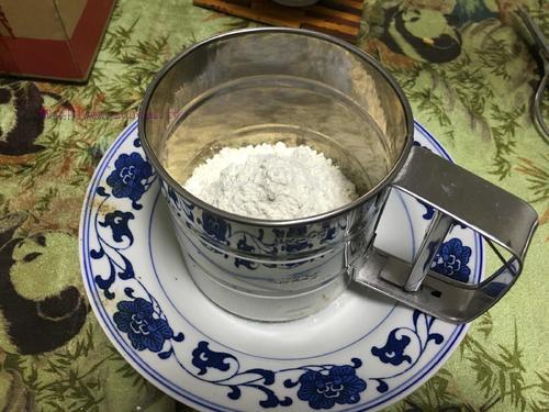 跟我學(xué)做戚風(fēng)蛋糕8寸的做法