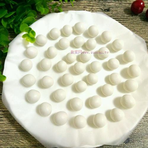 自制小湯圓（無(wú)餡）的做法