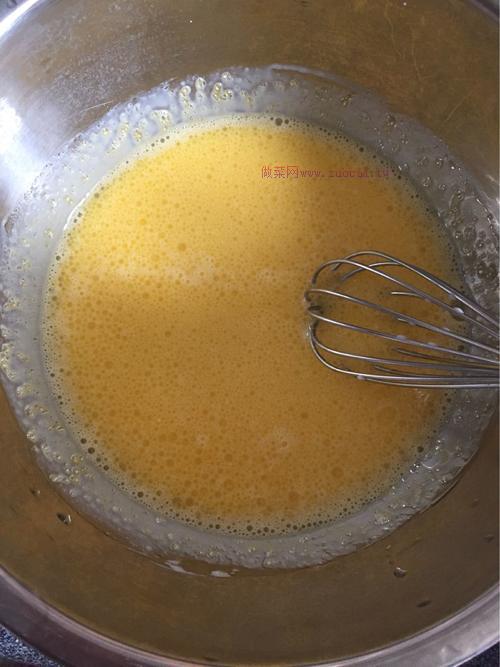 8寸戚風(fēng)蛋糕的做法