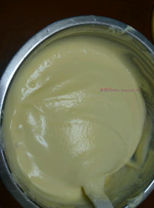 電飯煲戚風(fēng)蛋糕的做法