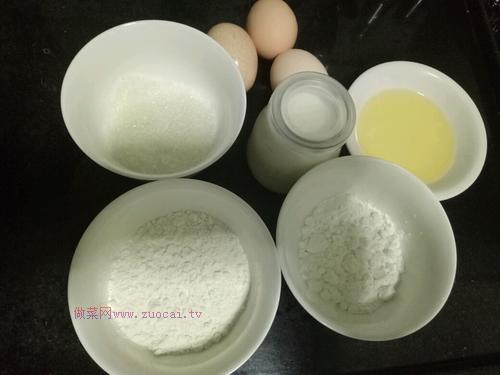 南瓜子酸奶蛋糕(6寸)的做法