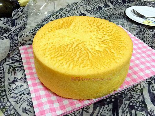 原味戚風蛋糕的做法