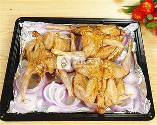 垂涎三尺的洋蔥烤鷓鴣做法的做法步驟:5