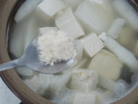 淡菜蘿卜豆腐湯的做法步驟7
