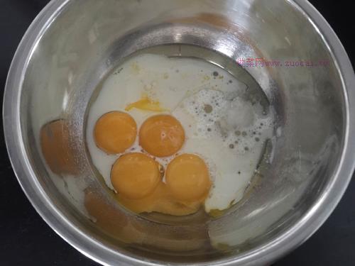 抹茶戚風(fēng)的做法