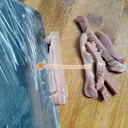 泡菜炒腰花的做法