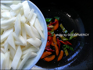 舌尖上的高考:舒緩壓力白菜炒肉片