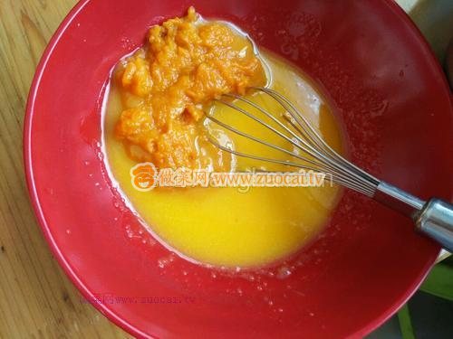 南瓜戚風(fēng)蛋糕的做法