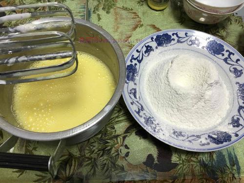 10寸戚風(fēng)蛋糕的做法