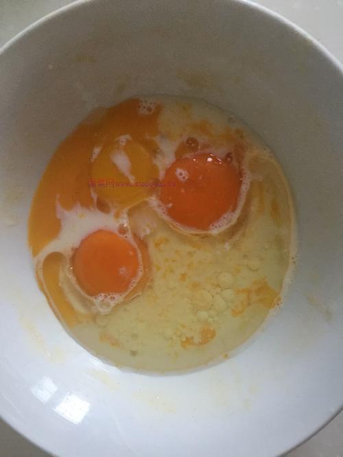 北海道戚風(fēng)蛋糕的做法