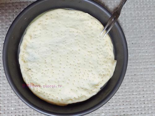 簡(jiǎn)易香腸披薩的做法