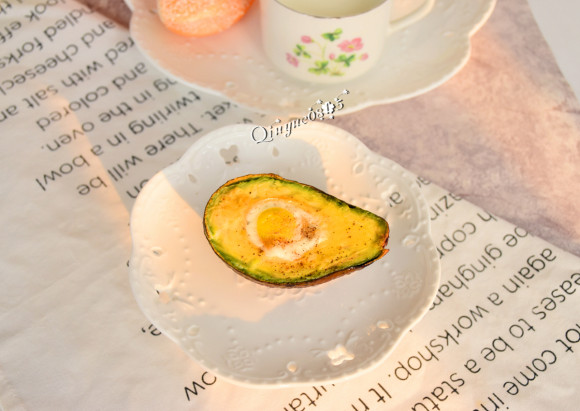 空炸牛油果鵪鶉蛋