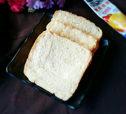 奶油吐司（面包機(jī)版）的做法