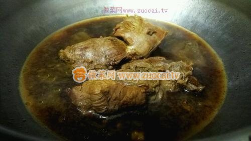 鹵牛肉的做法