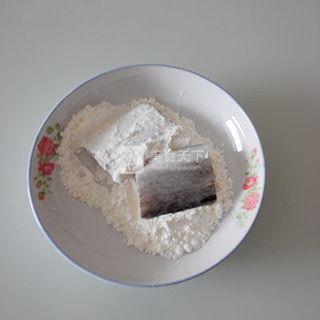 蒜香帶魚的做法步驟：4