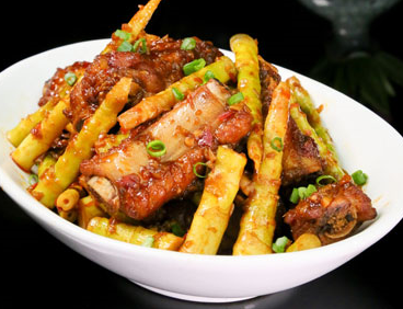 湖南小筍燒排骨的做法 小筍燒排骨怎么做好吃