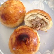 【榨菜鮮肉月餅】榨菜鮮肉月餅的營(yíng)養(yǎng)價(jià)值_榨菜鮮肉月餅的注意事項(xiàng)