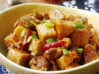 香芋燜鴨的家常做法